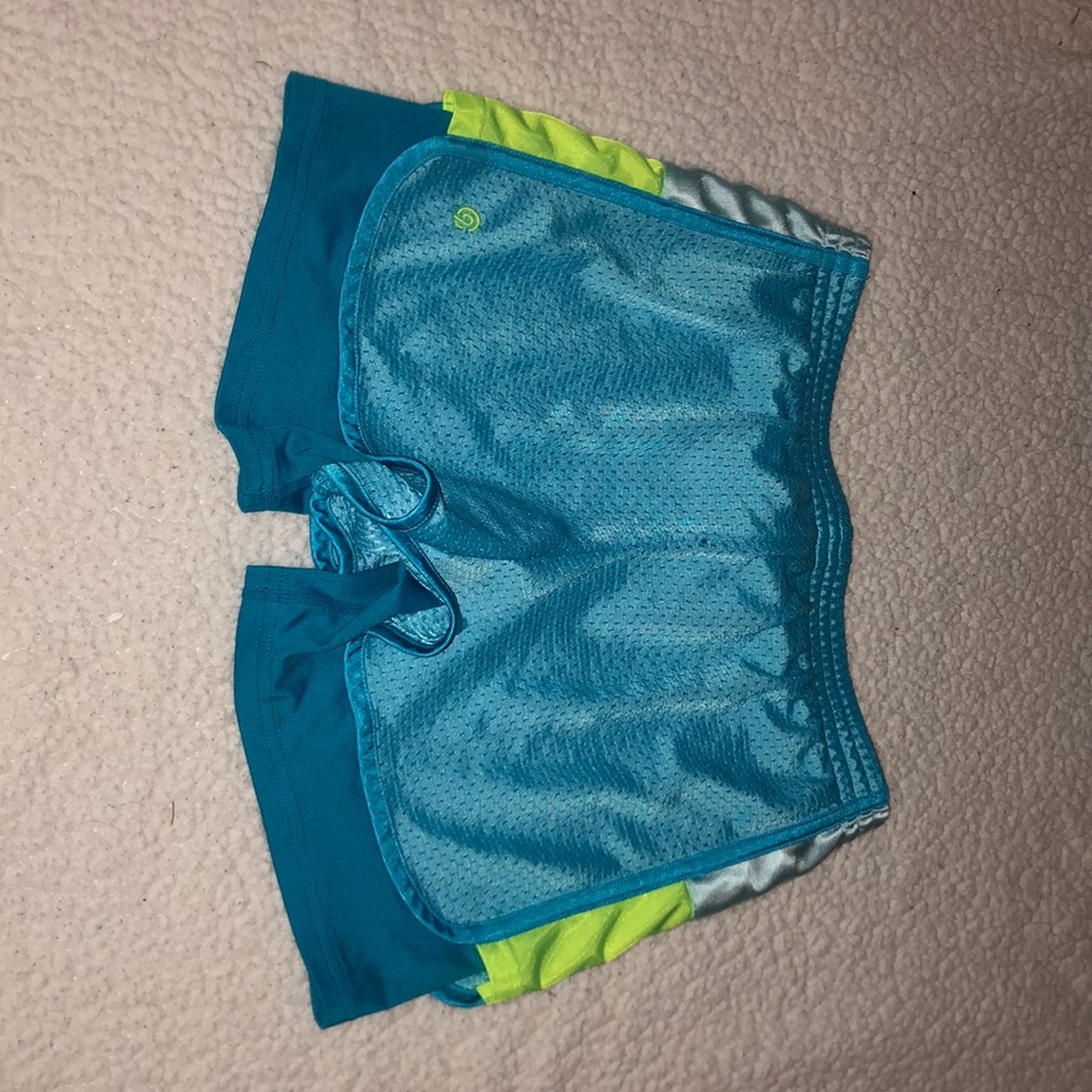 active shorts - Picture 2 of 2